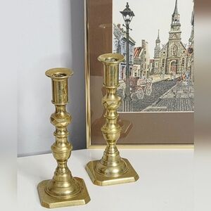 Antique Victorian Brass Candlestick Holders Pair - Elegant Gold Home Accent